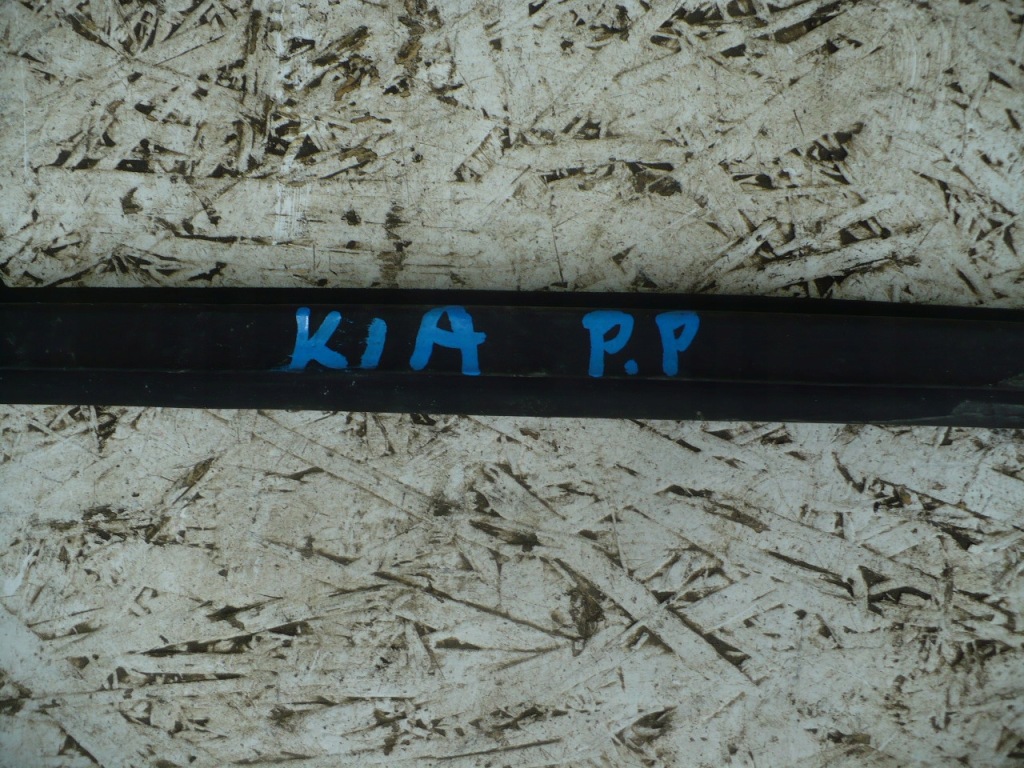 фото №1, Kia sportage iv молдинг ущільнювач двері правий задня правий перед