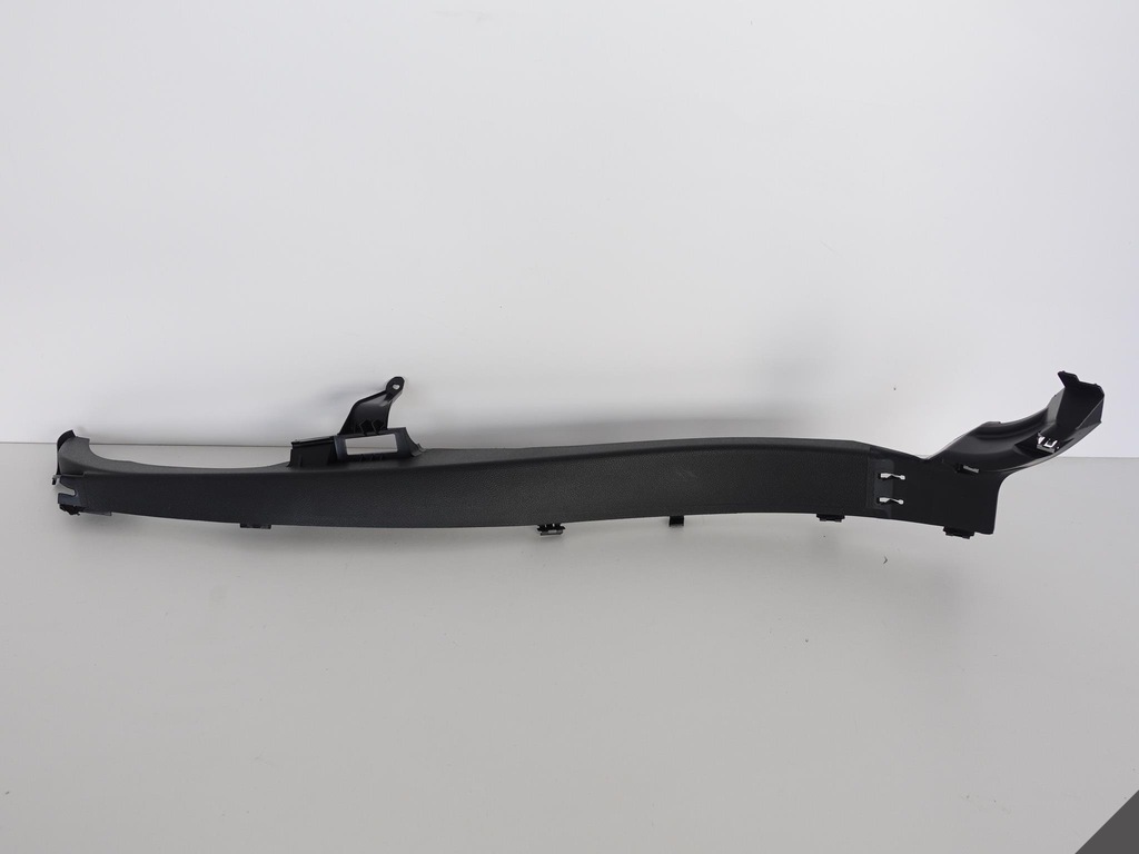 фото №1, Mercedes c w205 молдинг защита порог правая задняя