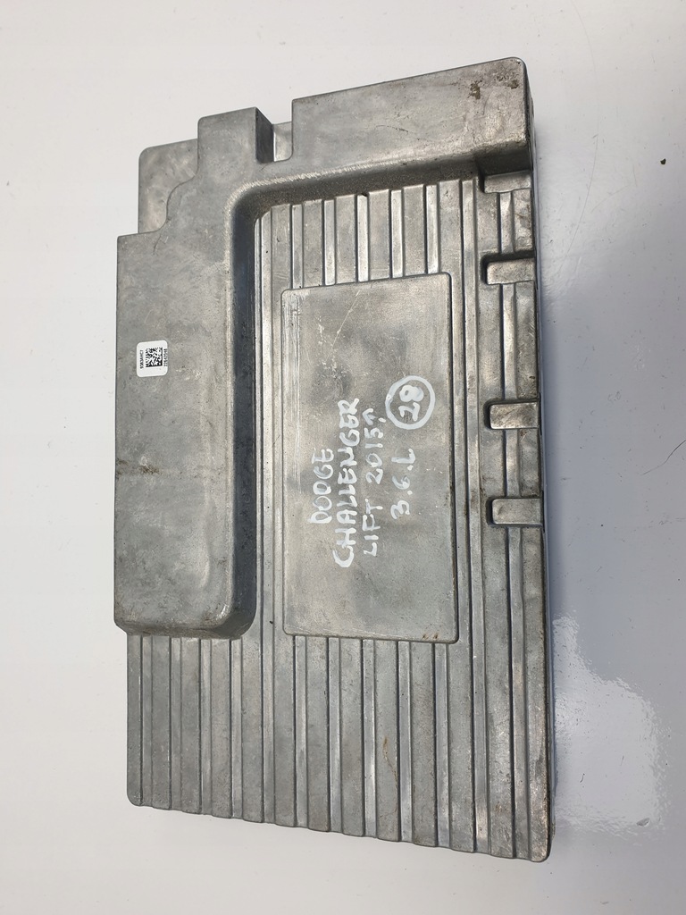 фото №1, Dodge challenger 15- 3.6 бортовой компьютер блок управления модуль