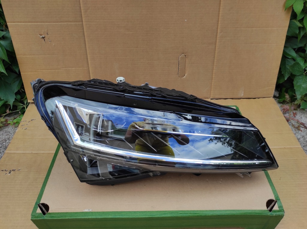 Купить Skoda superb 3 3v1 рестайлинг  фара перед full led европа