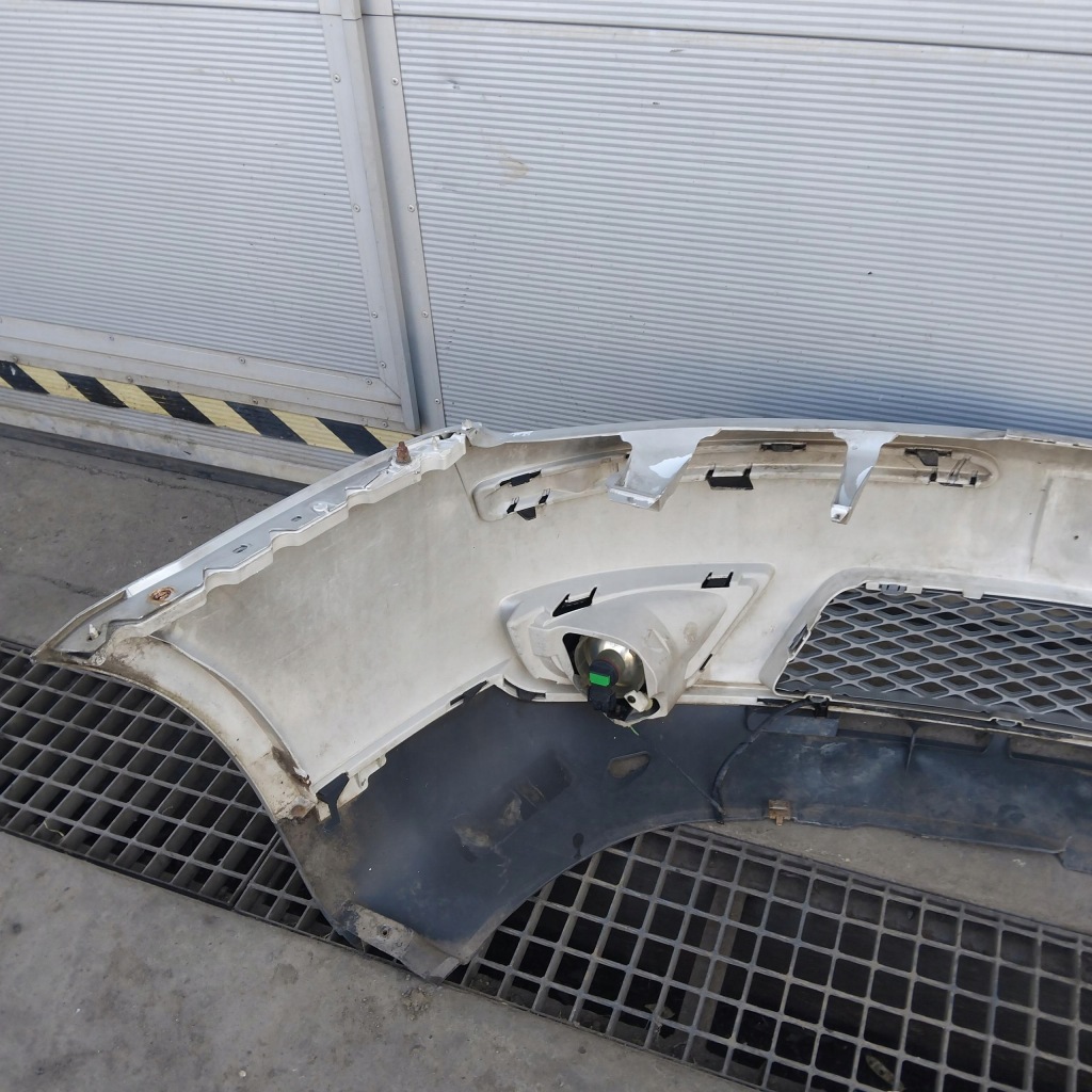 Ford mondeo mk3 рестайлінг  бампер передній перед протитуманні фари 60 в Україні