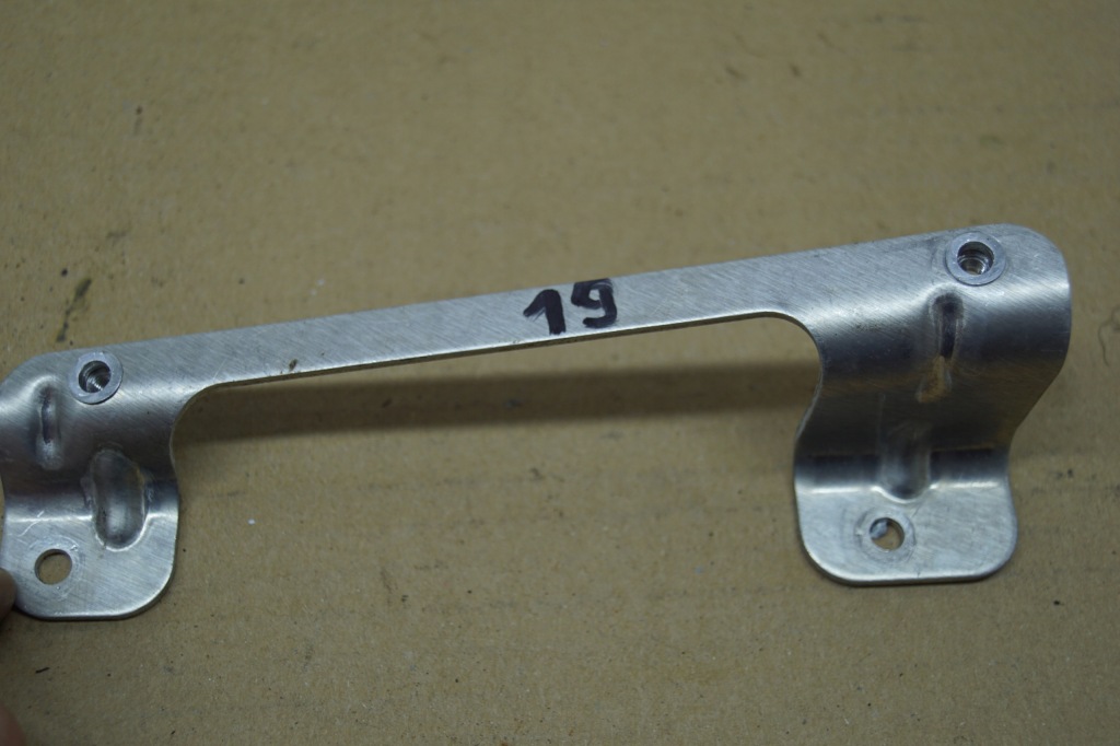 фото №2, Кронштейн кронштейн audi r8 420 424864776