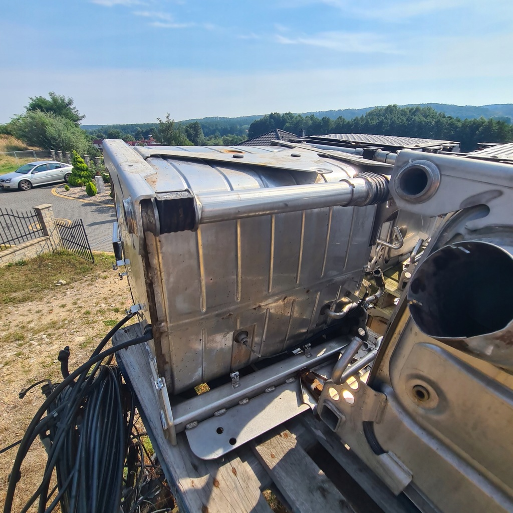 фото №11, Каталізатор гасник верхній вихлоп actros śmieciarka самоскид