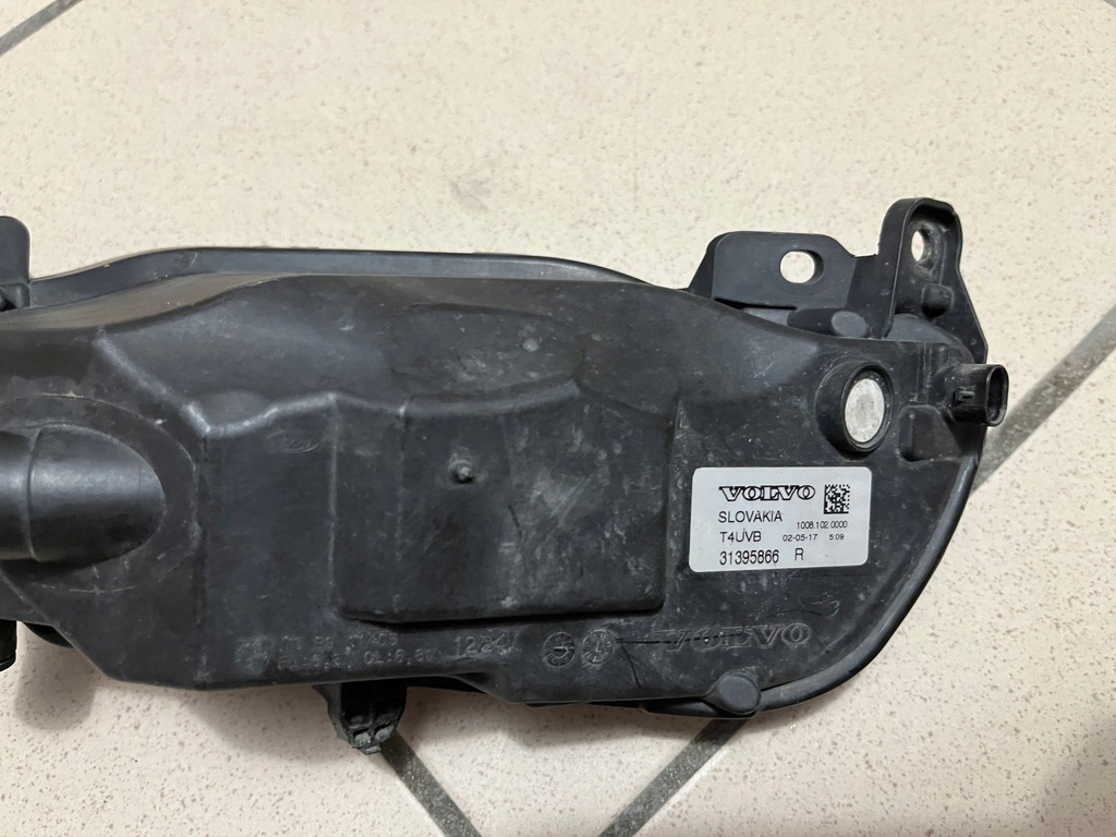фото №11, Volvo xc60 ii xc90 ii 31395866 drl протитуманна фара правий