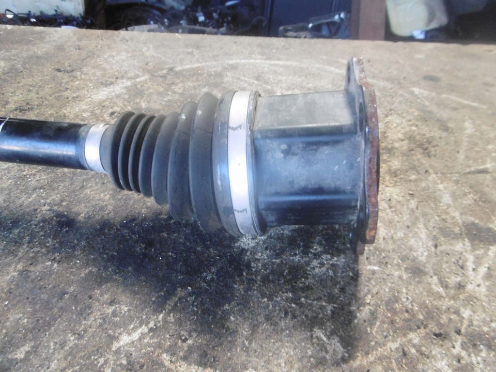 фото №5, Приводной вал левая 4m0407271l vw touareg iii