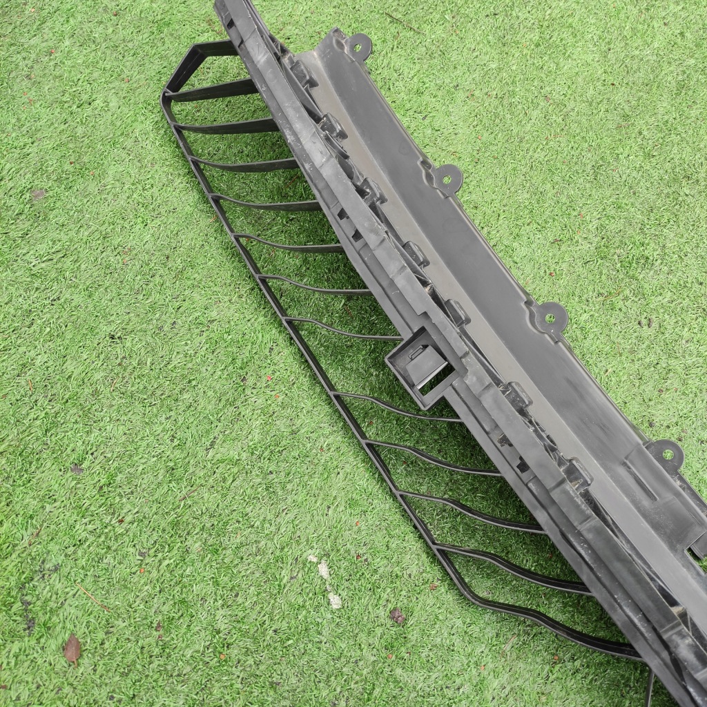 фото №5, Volkswagen оригинальный номер 2ga807863a направляющая кронштейн бампера