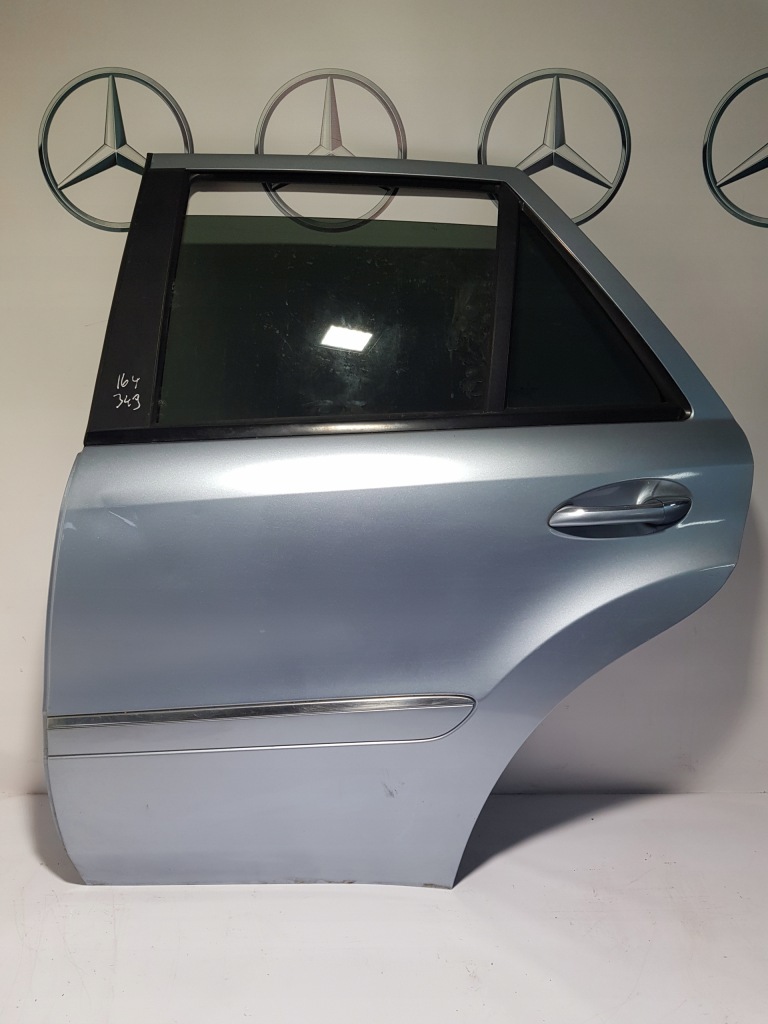 Купити Mercedes ml w164 двері лівий задній c349 349