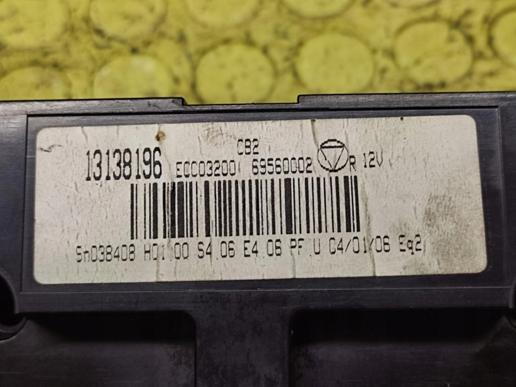 фото №7, Opel vectra c панель обдув кондиціонера 13138196