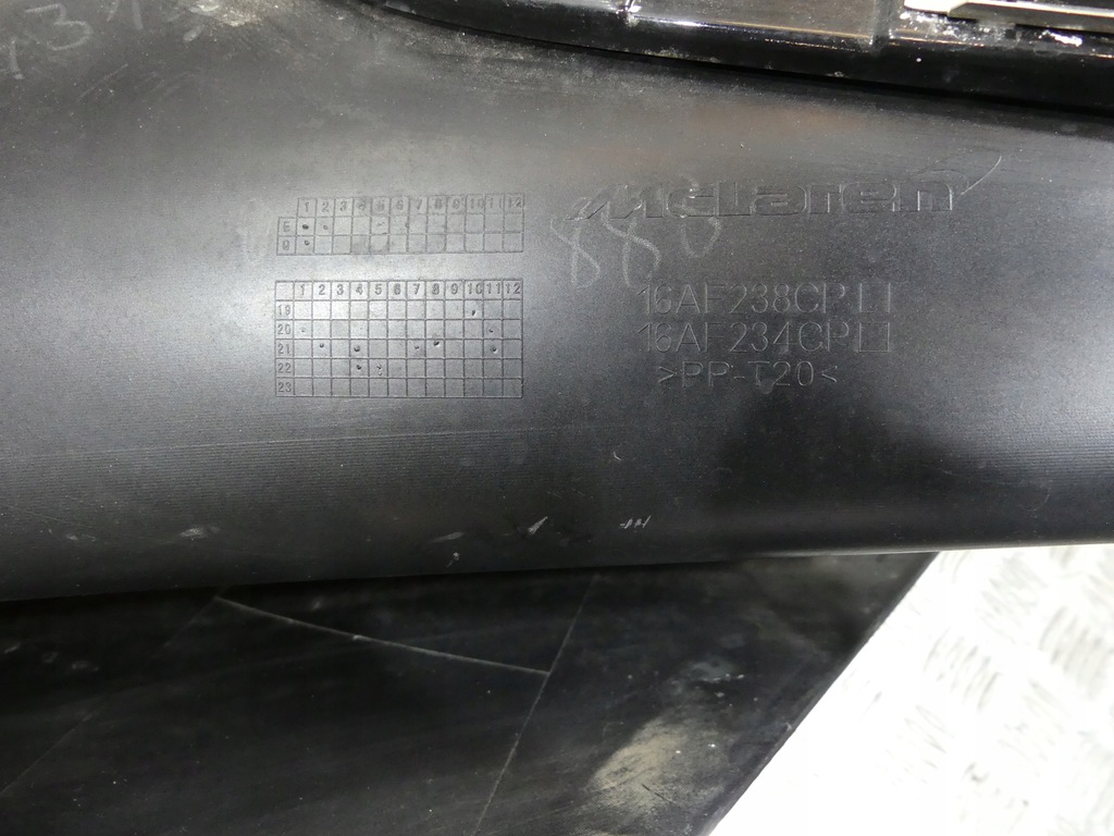 фото №16, Mclaren artura бампер перед накладка канал воздуха / оригинал