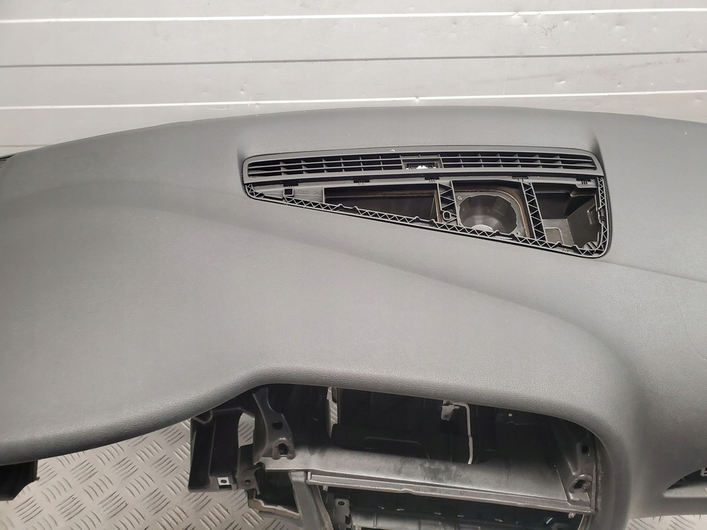 фото №5, Audi a4 s4 b8 8k 8k1857041a з передній панелі приладова, консоль