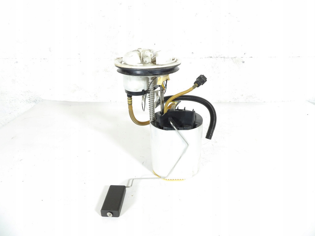 Купить Vw passat b6 2.0fsi помпа топлива h2c53143809