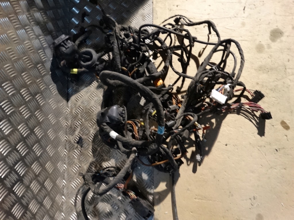 фото №1, Электропроводка отсек двигателя mercedes gl w164 3.5d 1