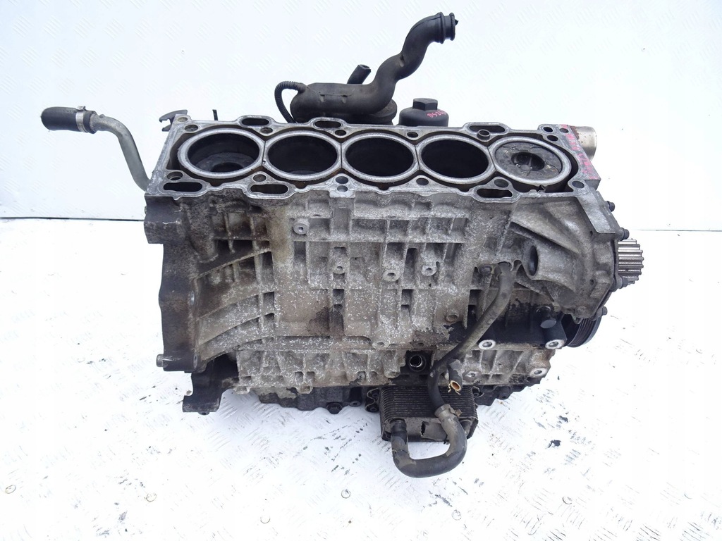 фото №5, Блок двигателя volvo c70 ii v50 s40 c30 2.4 d5 d5244t