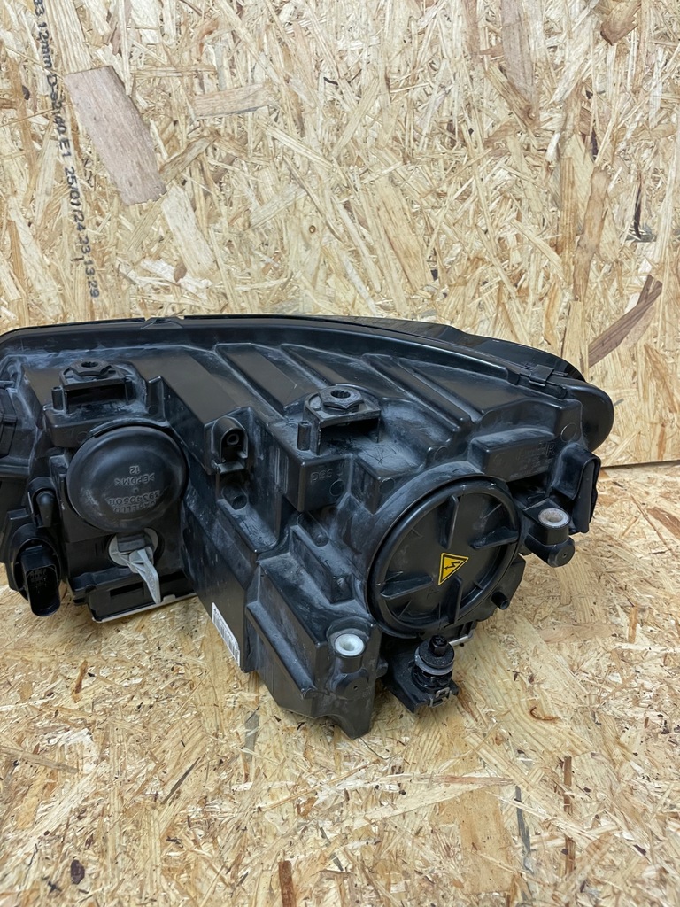 фото №10, Лампа права bi ксенон поворотний volkswagen vw touran 1t1!