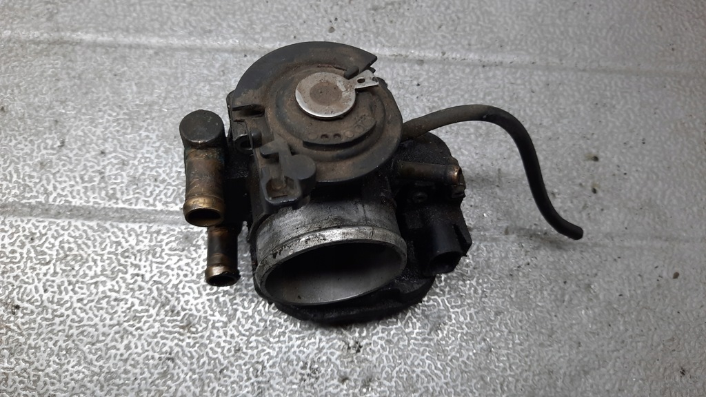 фото №4, Дросельна заслінка audi a4 b5 1.8b 95r