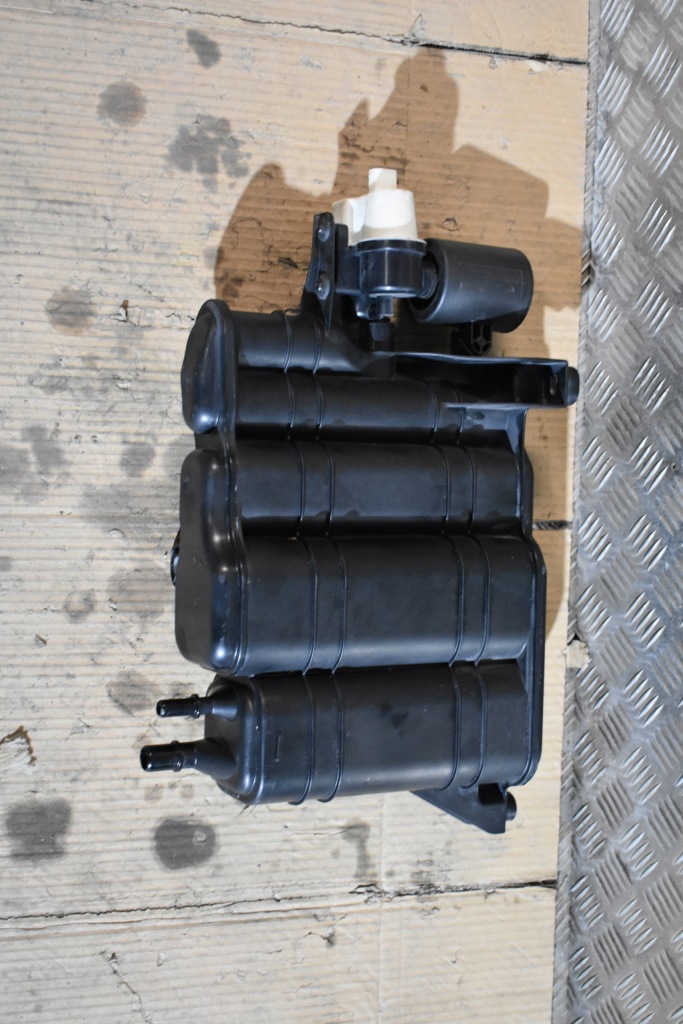 фото №1, Idealny фильтр угольный kpl. porsche panamera 971 1