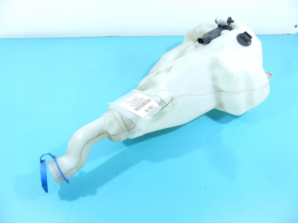 фото №1, Бачок жидкость распылителя mercedes w251