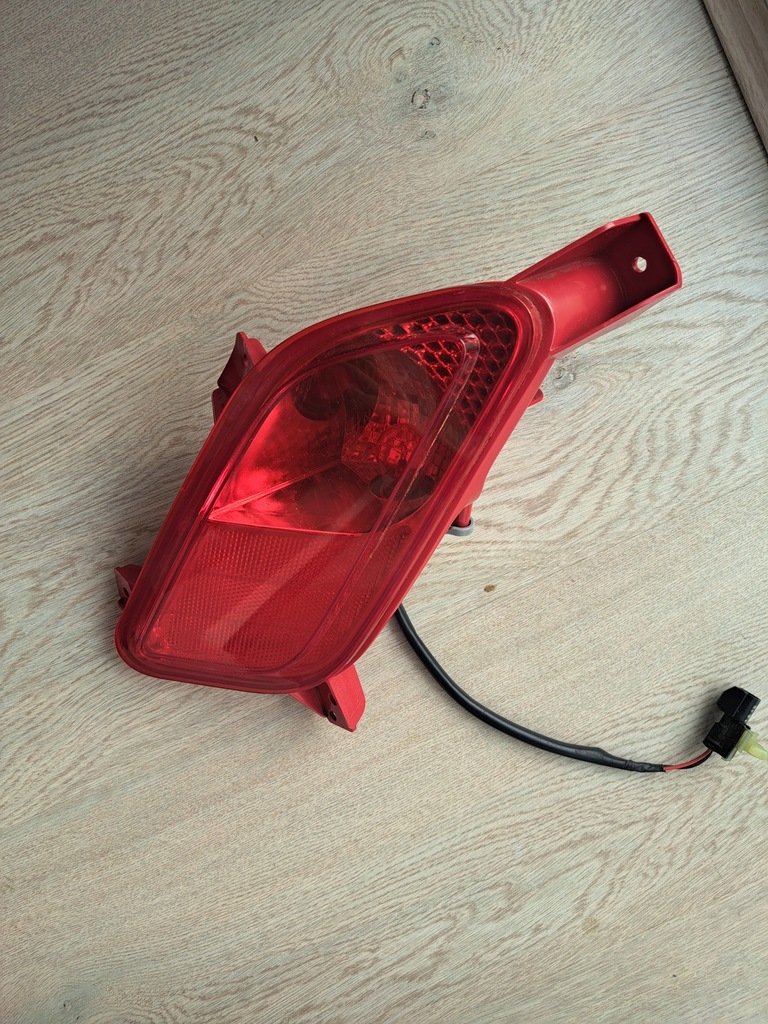 фото №1, Hyundai veloster r.14 t.l.przeciwmgielna 921062v00