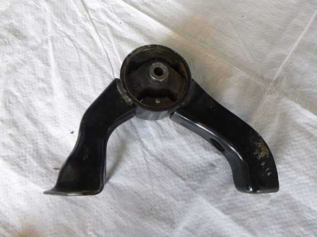 фото №1, Кронштейн подушка двигателя bmw x1 f48 x2 f39 172768-10