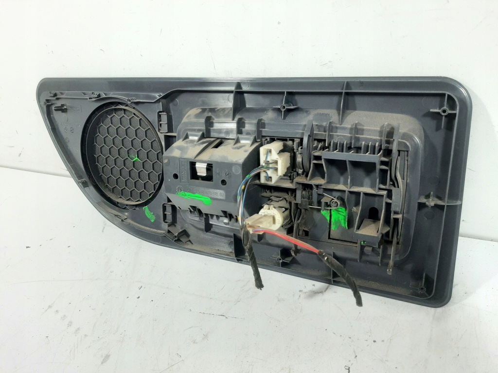 фото №12, Mercedes w638 v-klasa 98r кронштейн na кружка пепельница задняя 6388130802