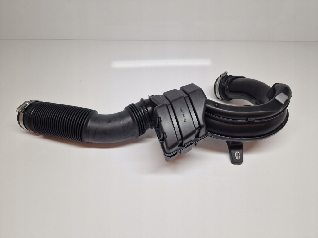 Trafic iii lift vivaro шланг труба патрубок інтеркулер 1,6 165755972r Ціна