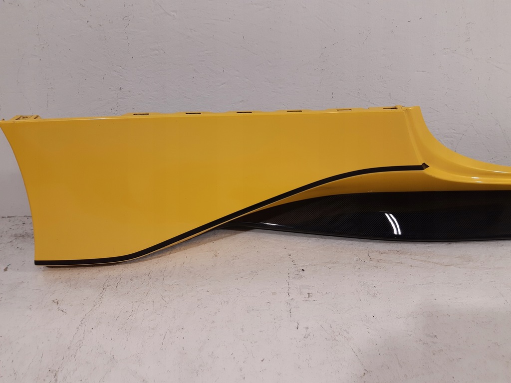 фото №3, Ferrari 488 pista карбон порог молдинг