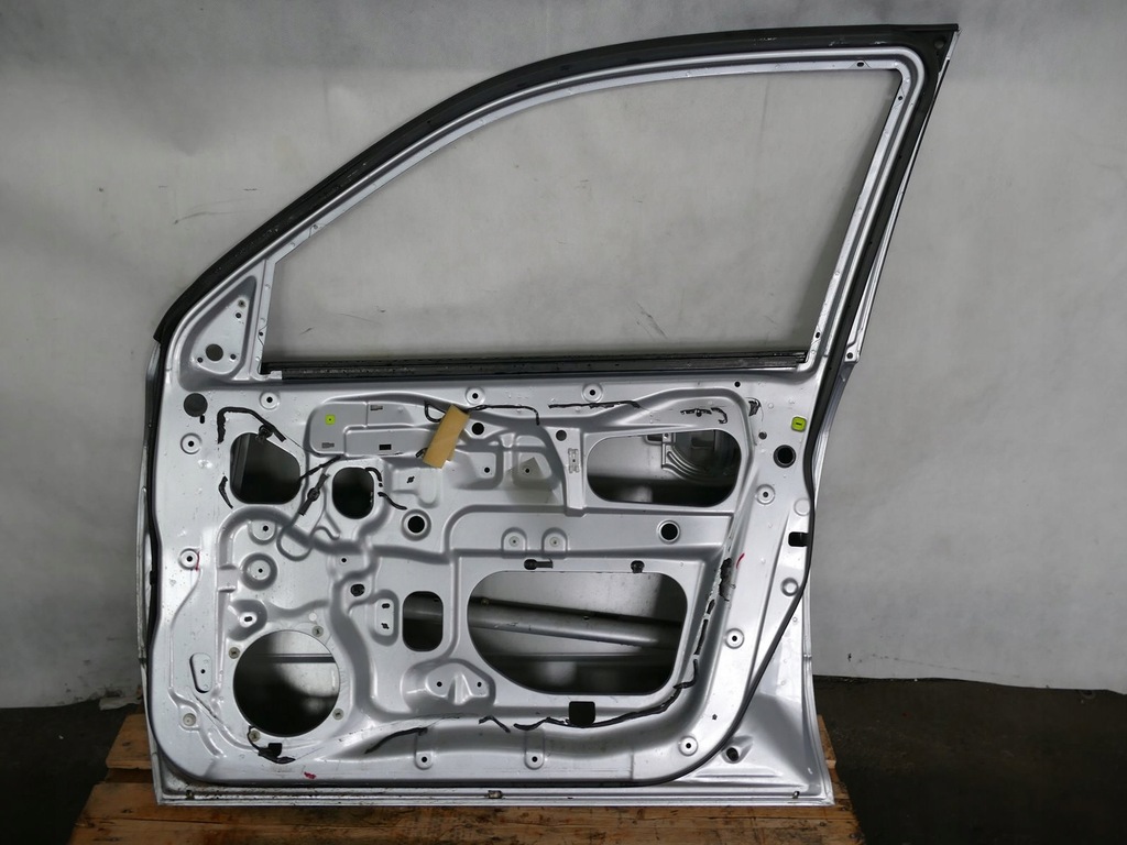 фото №15, Mitsubishi outlander i двері правий перед a31