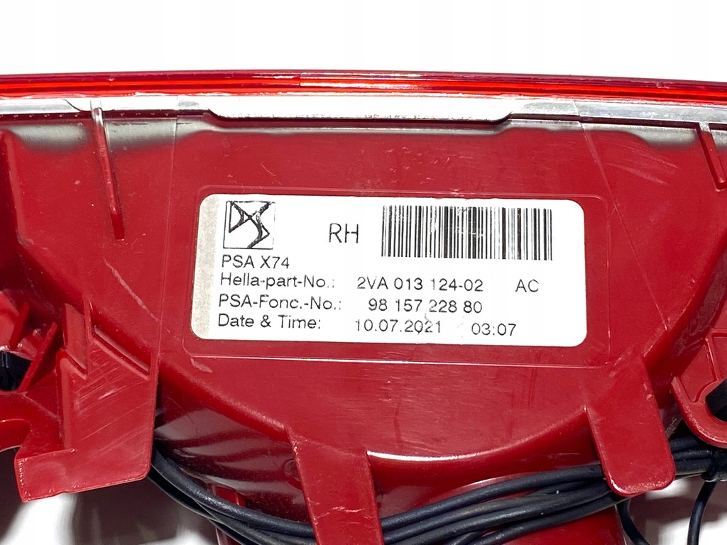 фото №15, Лампа задня citroen ds7 9815722980 9815722880