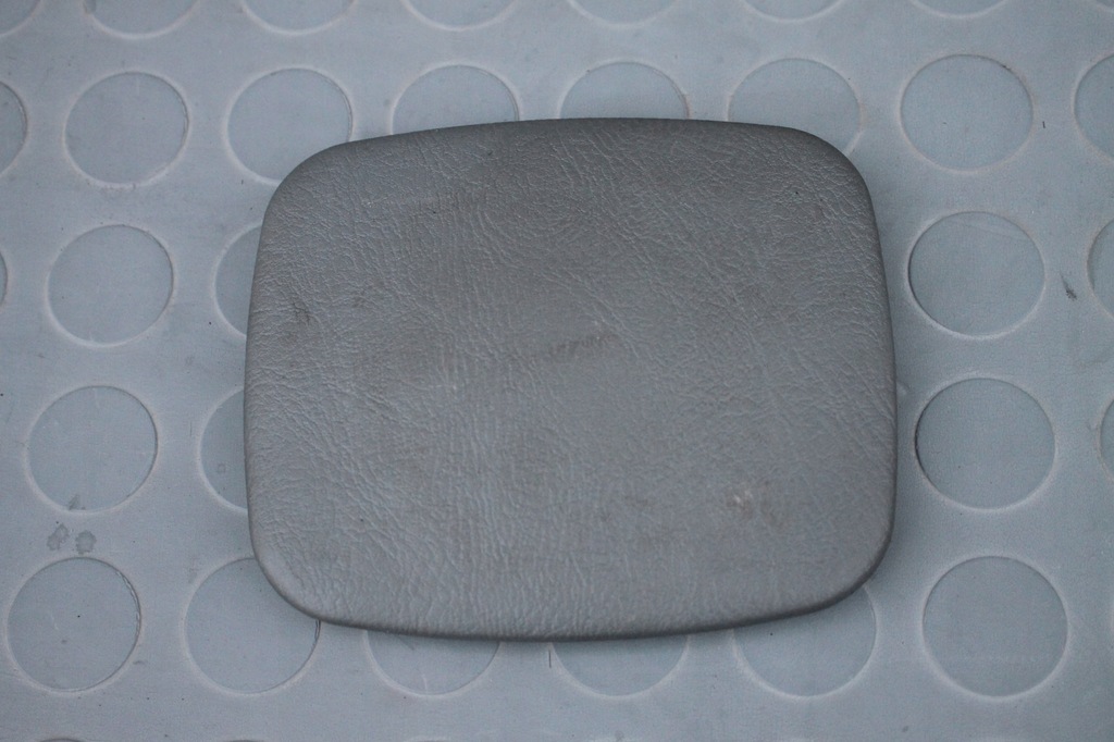 фото №1, Заглушка крышки багажника hyundai santa fe i 00-06