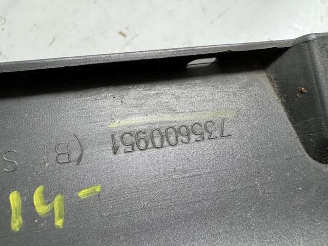 фото №6, Спойлер задняя jeep renegade 14-