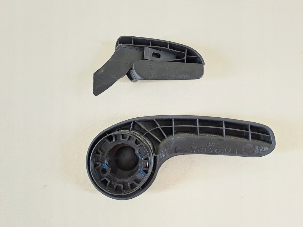 фото №8, Корпус ручка защита сиденье водителя левая suzuki sx4 s-cross 18r lift 1.4t