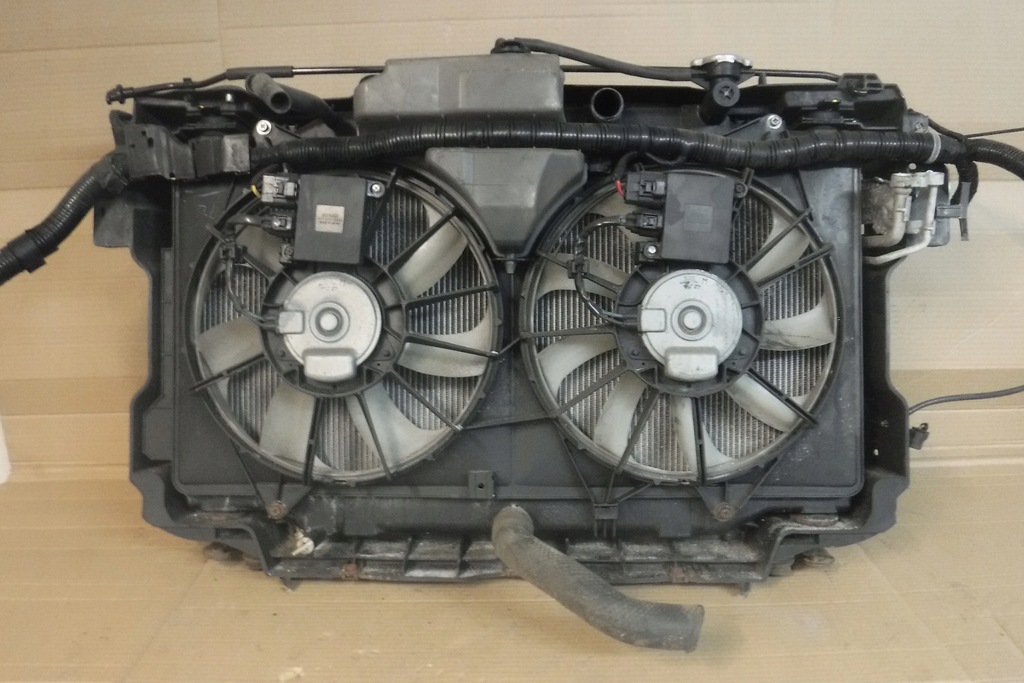 фото №1, Mazda 6 gj 2.2 d pas передний радиатор '14