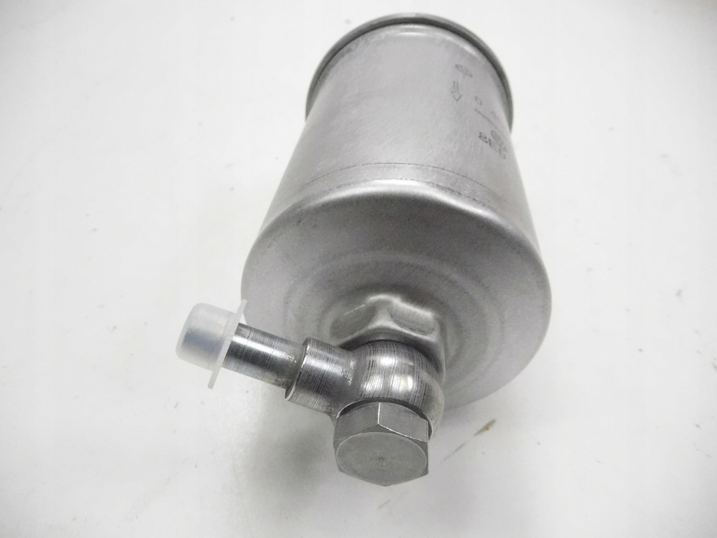 фото №7, Фільтр пального audi a4 b7 оригінальний номер 8e0127401c