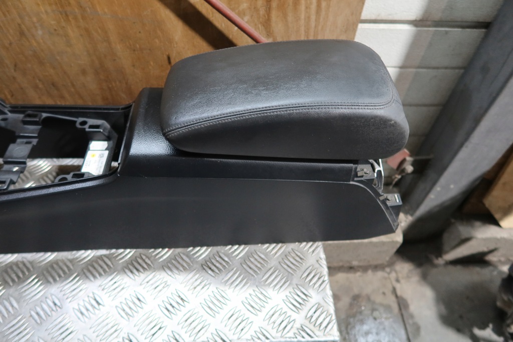 фото №11, Туннель средний audi a3 8v 8v1863241