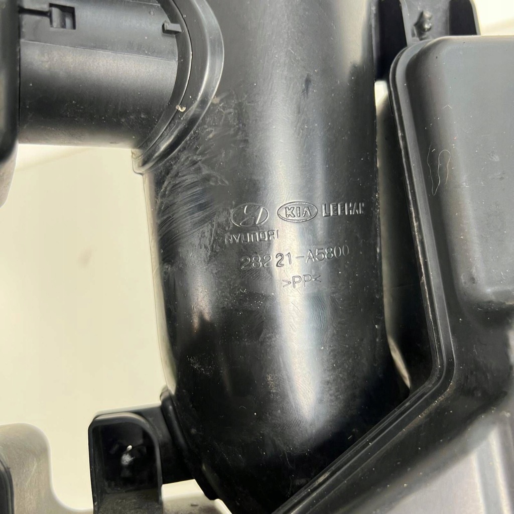 фото №11, Hyundai i30 ii ceed ii 12-16r 1.6 crdi резонатор труба повітря оригінальний номер 28220-a