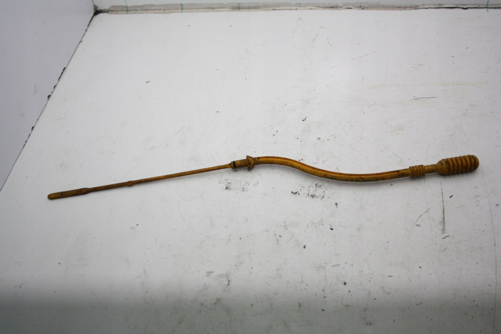 фото №1, Щуп измеритель уровня масла renault clio iii twingo 1,2 16v 8200255423