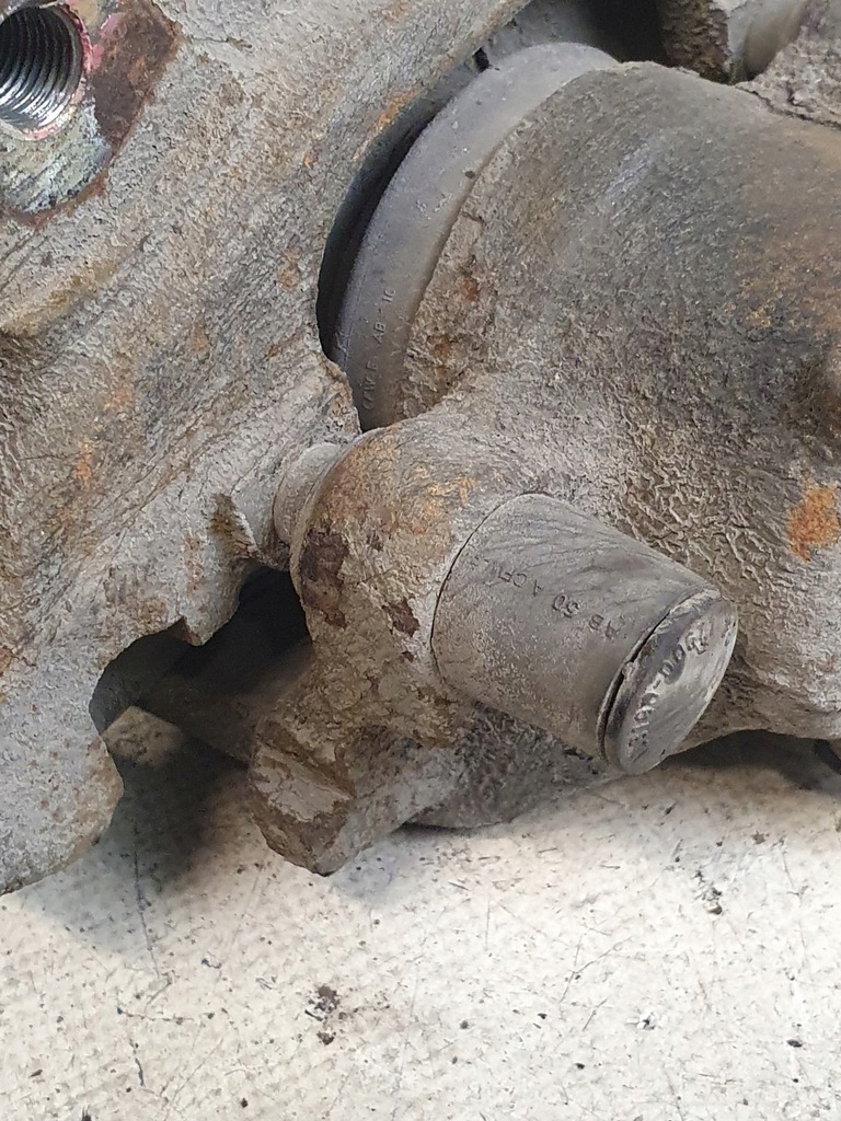 фото №7, Суппорт тормозной левый перед alfa romeo 147 1.9jtd 03r.