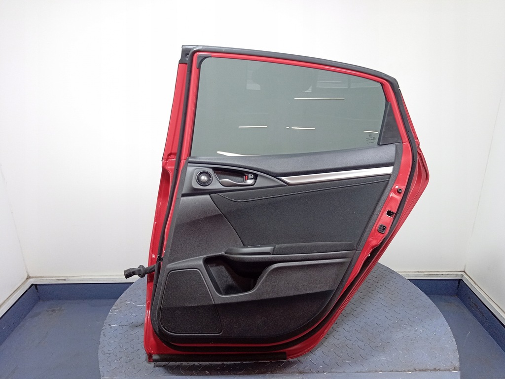 фото №2, Honda civic x hb дверь задняя правое r513