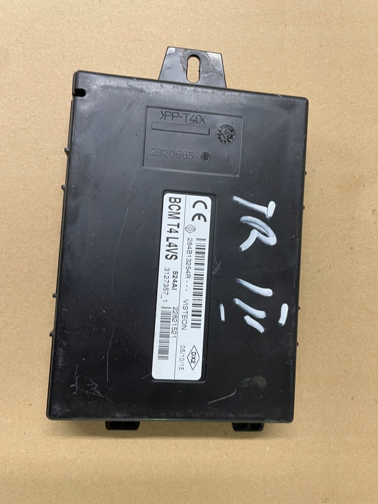 Купити Модуль trafic vivaro b 1,6 dci 2014-2023 bcm 284b13254r