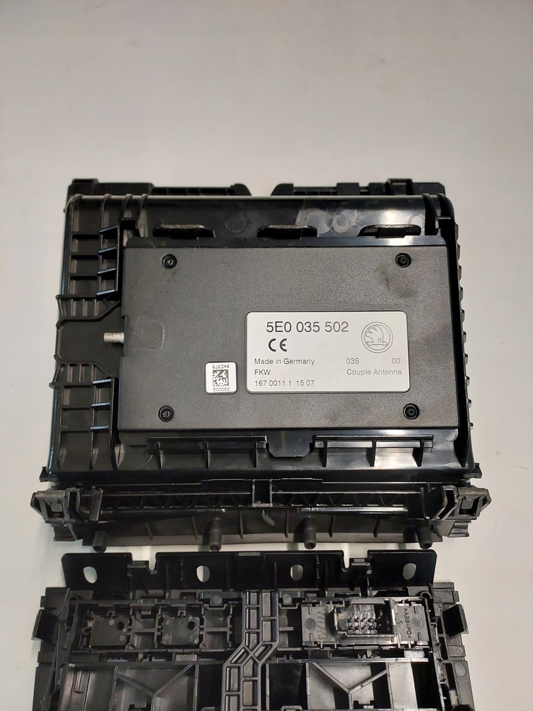 фото №9, Пепельница выборщик передач skoda octavia iii 5e1713203s 5e0035502