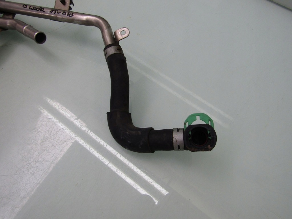 Lexus is iii 2.5 15r трубка шланг води радіатора Доставка