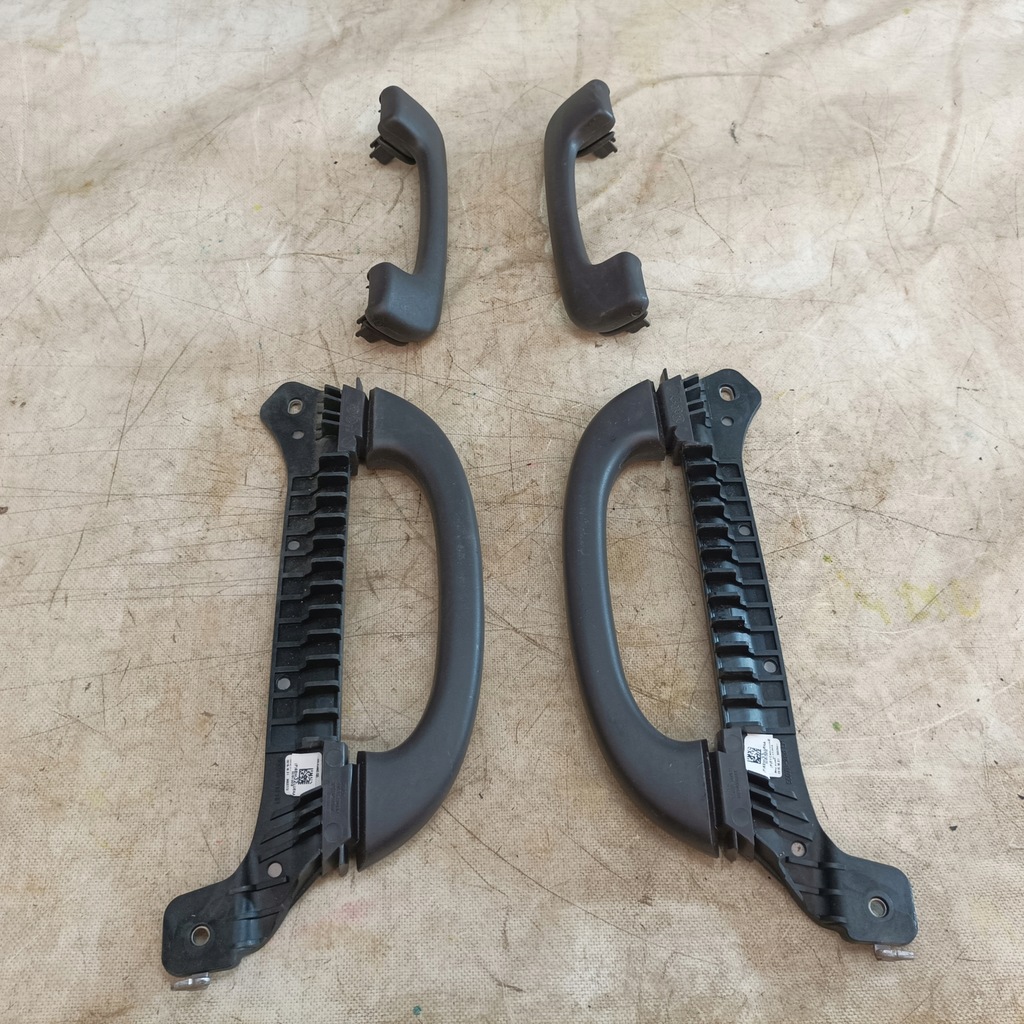 фото №1, Dodge durango 14- кронштейн ручка потолочный usa