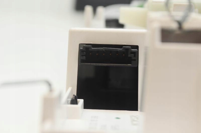 фото №8, Освещение внутреннее audi q3 8u 8v0947135a8x0951177 2.0l дизель 100kw