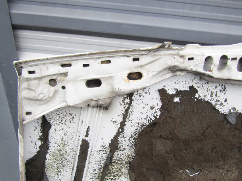 фото №8, 1 mercedes w124 coupe 85-93 капот передня