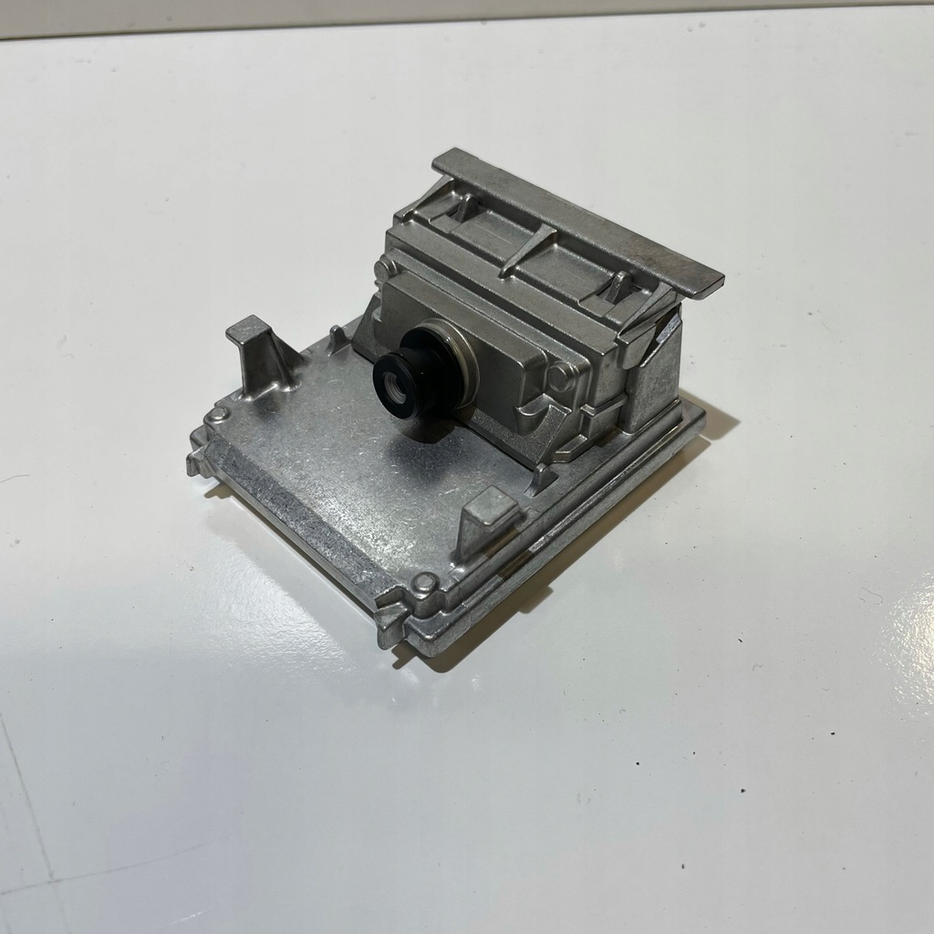 фото №1, Renault zoe ii камера радар стекло перед 284629765r