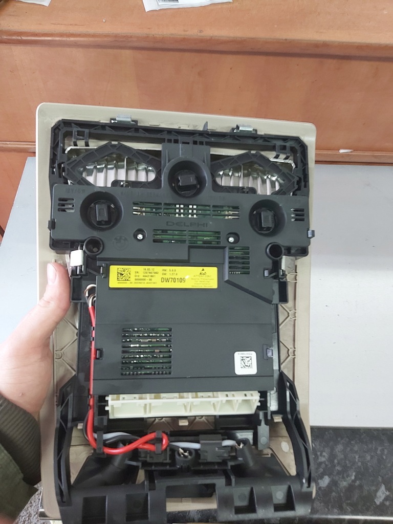 фото №8, Лампа потолочный освещение кабины f10 f11 оригинал