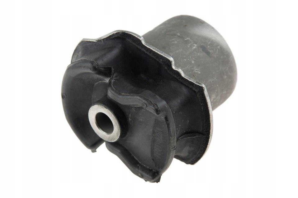 фото №12, Втулка балка задний toyota avensis verso 03-