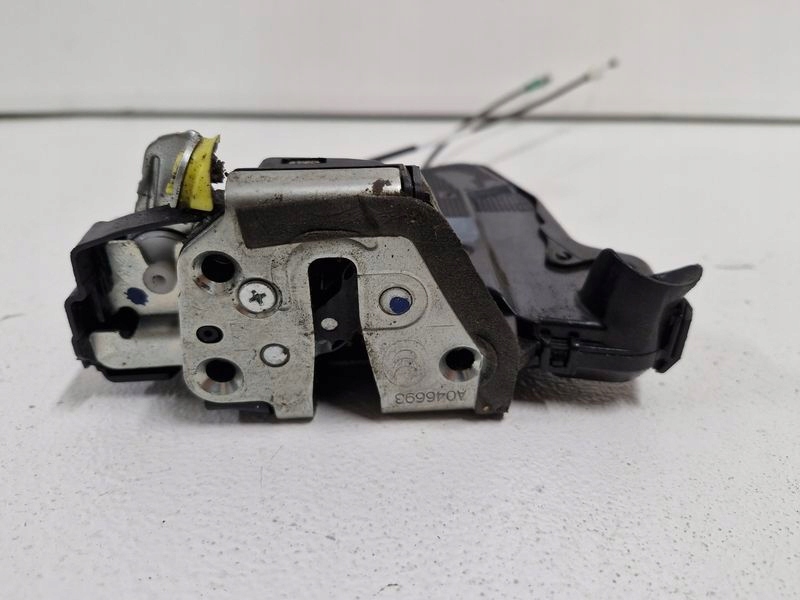 фото №7, Toyota matrix 2 ii e140 замок двері лівий перед передній europa