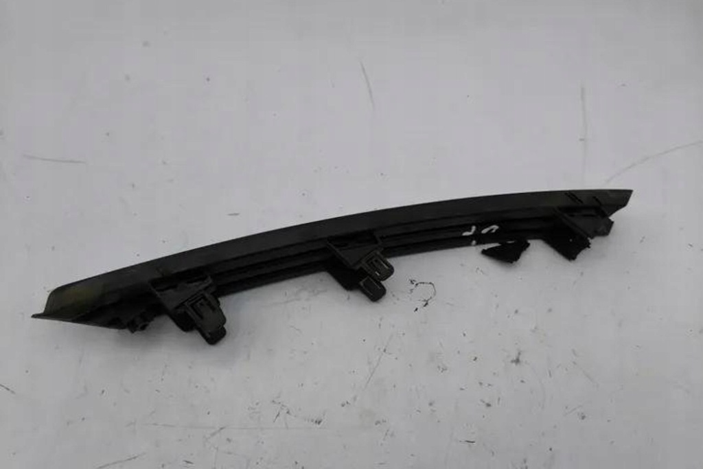 Решётка бампера средняя mazda cx-5 kf kb8b50c11 2.0l дизель 110kw 2020 Киев