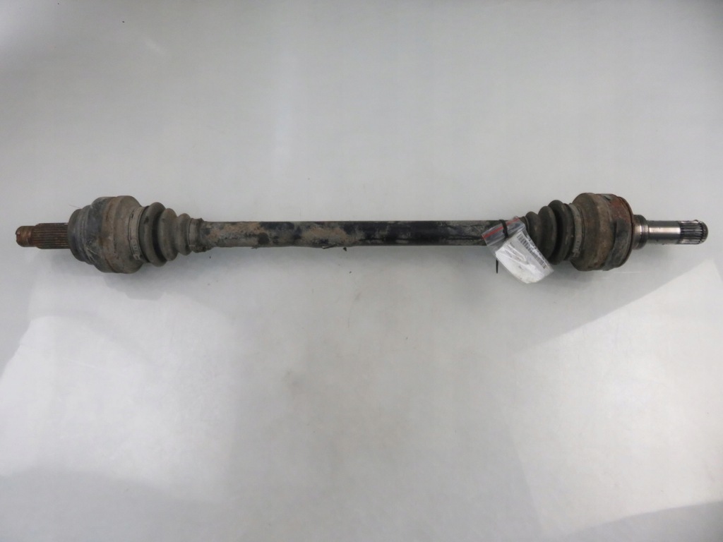 фото №1, Приводной вал правая задняя bmw 5 f10 520 d 7581022